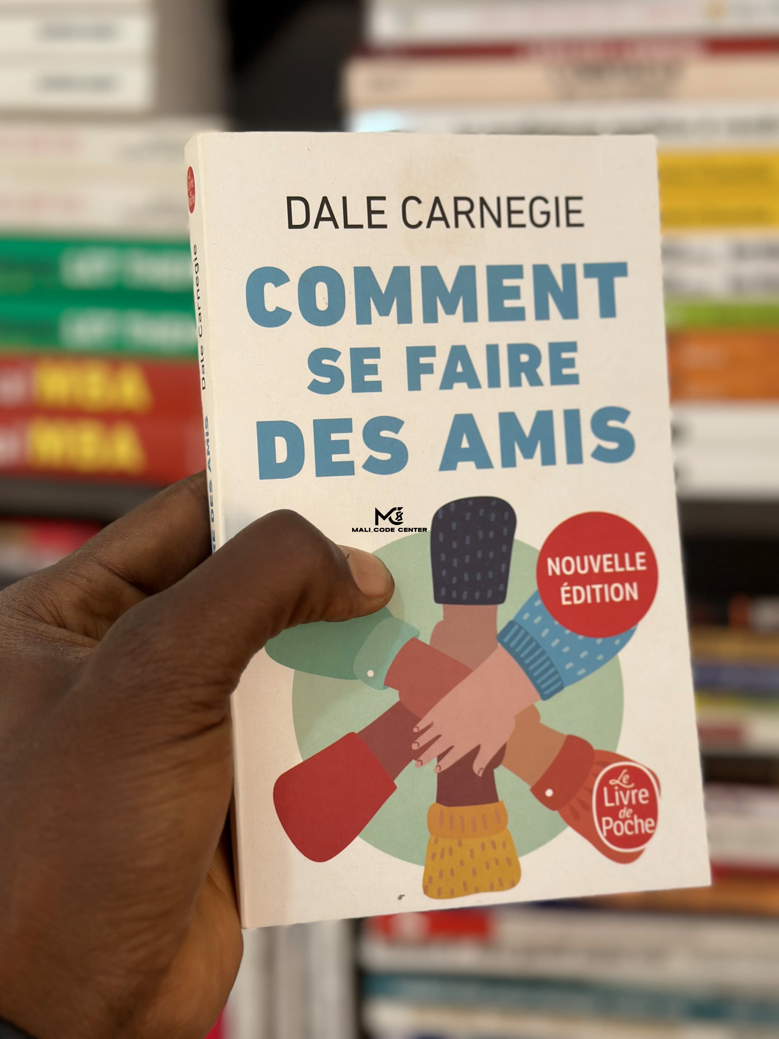 COMMENT SE FAIRE DES AMIS