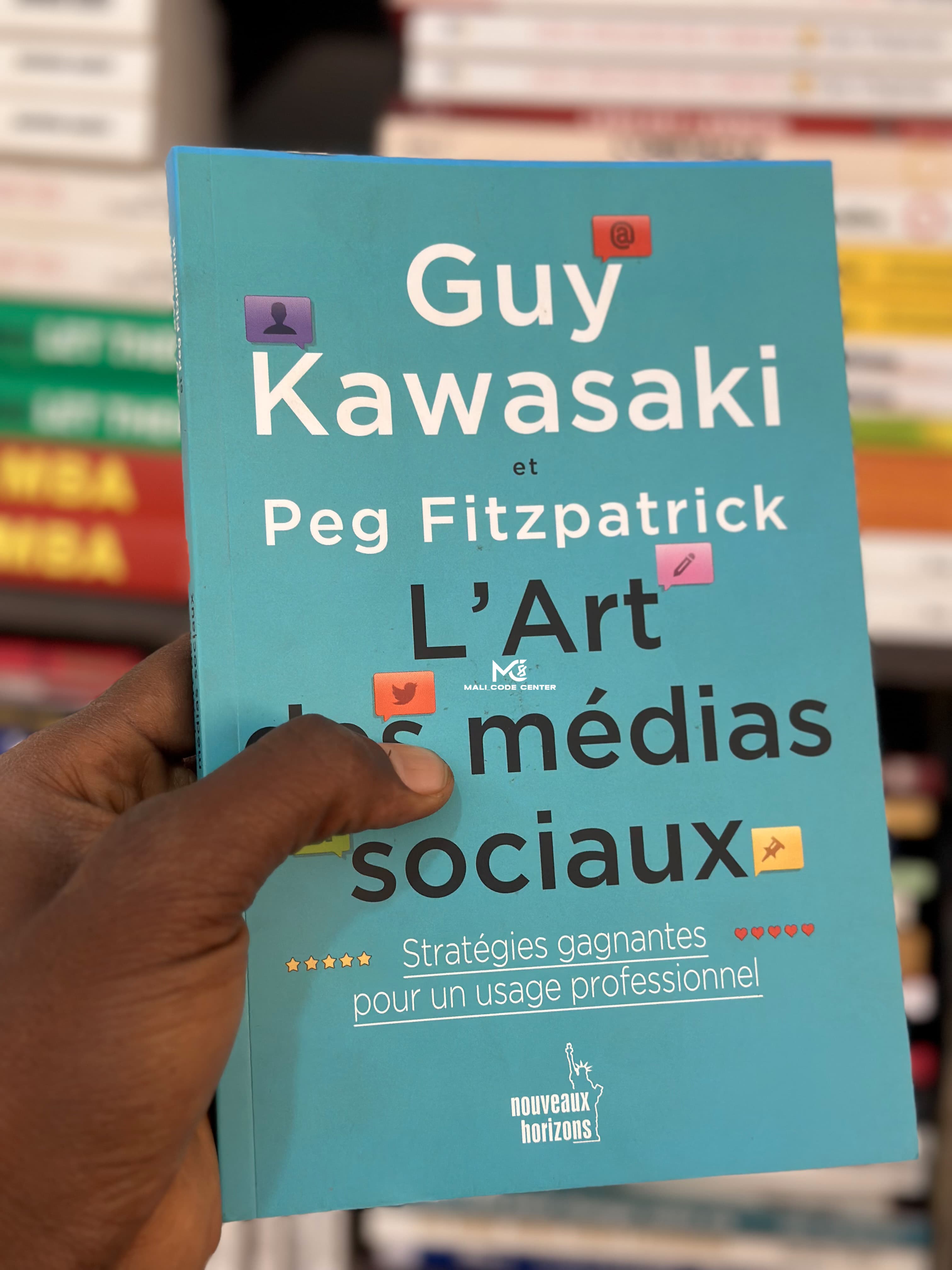L'ART DES MEDIAS SOCIAUX
